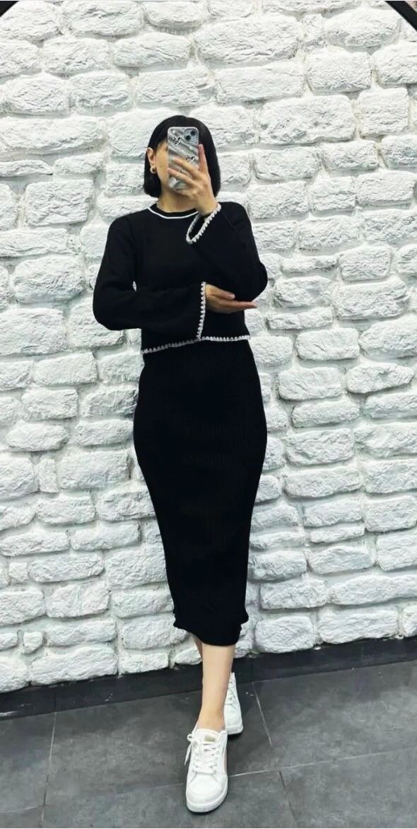 SİYAH TRİKO