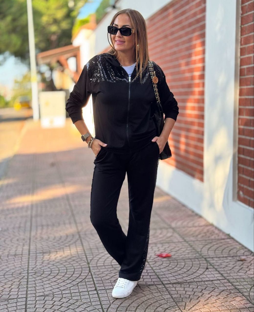 SİYAH PULLU ESORFMAN TAKIMI