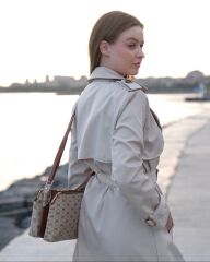 KREM TRENCH KOT